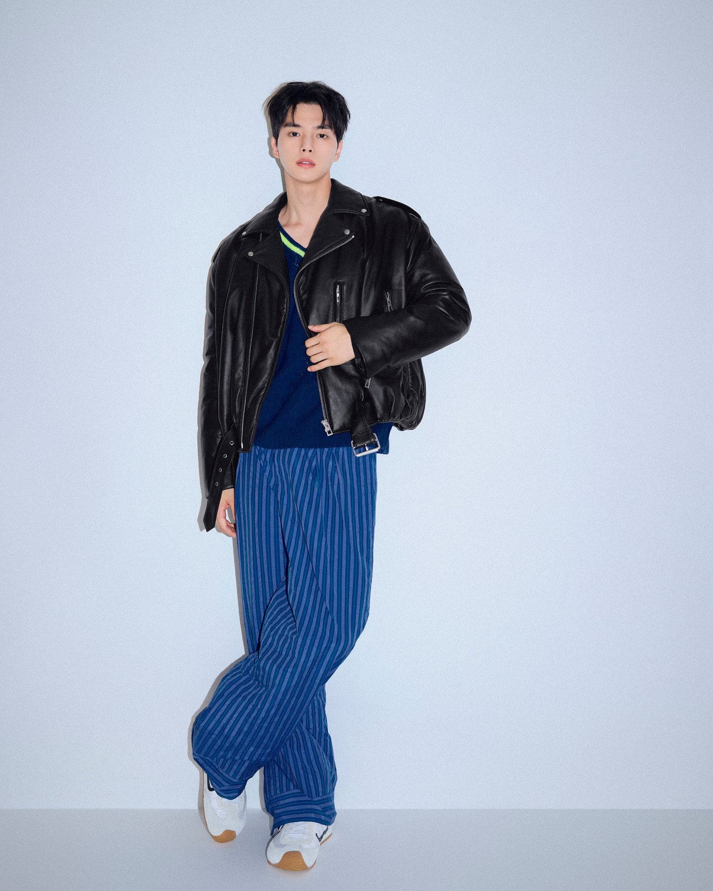 song-kang-loewe-2.jpg