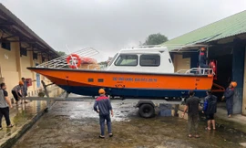 Cấp xuất hàng dự trữ quốc gia, chuyển tới Huế trước 31/10