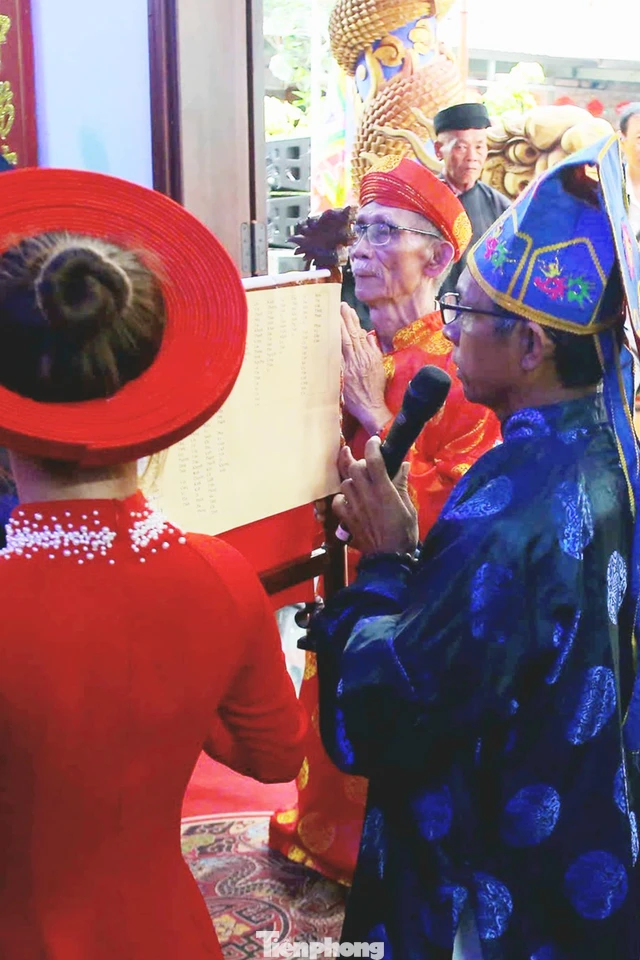 Lễ rước Cộ Bà Chợ Được trong đêm