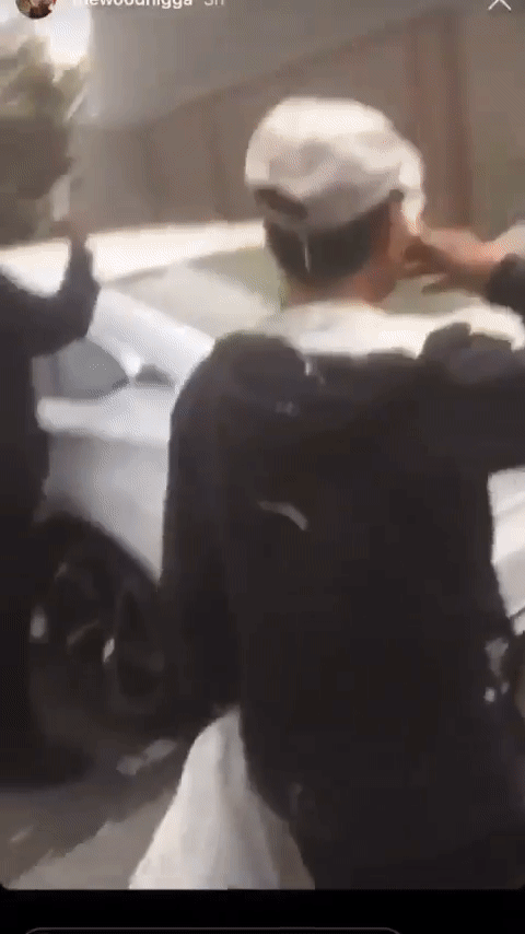 Sao Hollywood phẫn nộ với video cụ ông nhặt ve chai gốc Á bật khóc vì bị đuổi đánh ở Mỹ ảnh 1