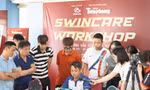 “Làm nghề tử tế quan trọng hơn việc sửa được bao nhiêu cây vợt"