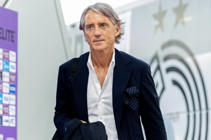 HLV Roberto Mancini đối diện nguy cơ mất việc vì chiến sự ở Trung Đông