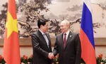 Chủ tịch nước Lương Cường gặp Tổng thống Nga Putin