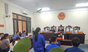 Người đàn ông tiếp tay cho nữ giáo viên lừa đảo em họ hơn 11 tỷ đồng