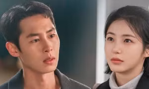 Lee Jae Wook 'cảm nắng' Shin Ye Eun trước khi nhập ngũ