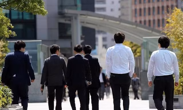 Tăng số lượng ký túc xá để thu hút và giữ chân nhân tài lẫn lao động trẻ