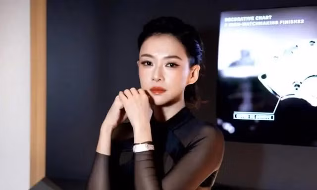 Chương Tử Di đang 'đi theo vết xe đổ' của Lưu Hiểu Khánh