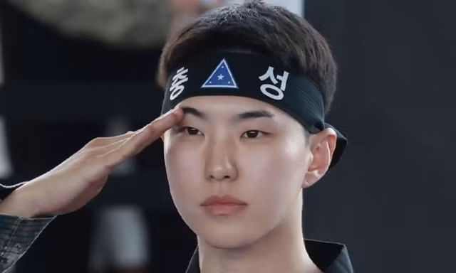 Hoshi SEVENTEEN bị đứt hoàn toàn dây chằng chéo trước