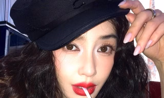 Angelababy cuốn hút với tạo hình mới lạ