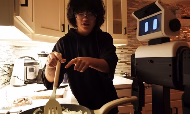 Robot thông minh dành cho gia đình