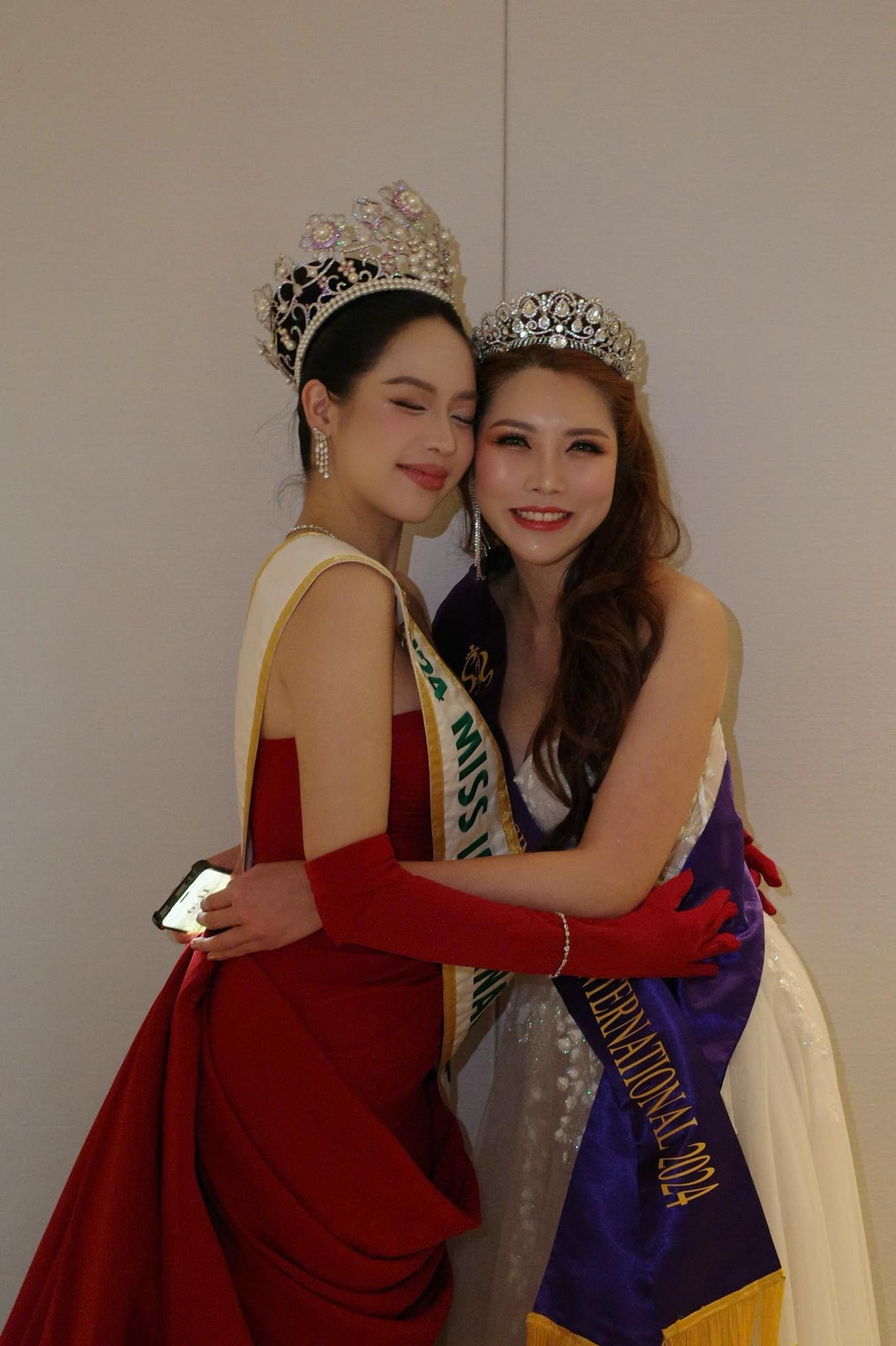 Thanh Thủy dự chung kết Hoa hậu Quốc tế Singapore | Báo điện tử