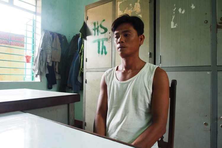 Chủ quán Nguyễn Thành Trường. Ảnh NĐ