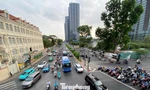 Bất ngờ hình ảnh đường phố TPHCM trong sáng đầu tiên đi làm sau Tết