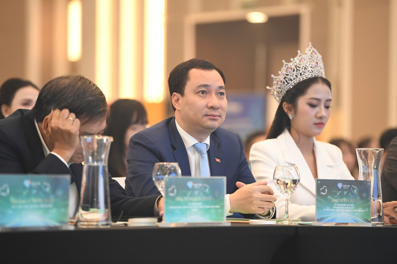 ប c5a4006b0e588406dd49.jpg