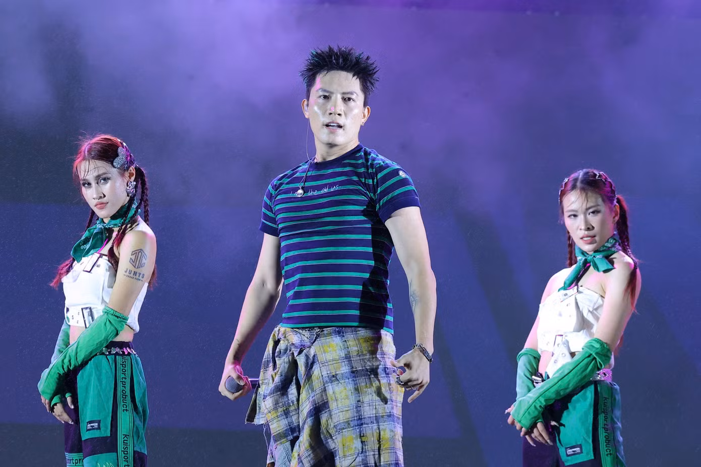d557bffd-dab6-47b9-a96c-ceed5c7bee0e.jpg