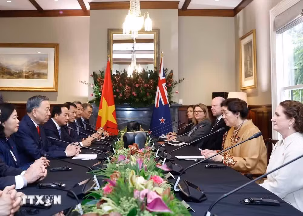 Tổng Bí thư, Chủ tịch nước Tô Lâm hội đàm với Toàn quyền New Zealand Cindy Kiro. (Ảnh: Thống Nhất/TTXVN)