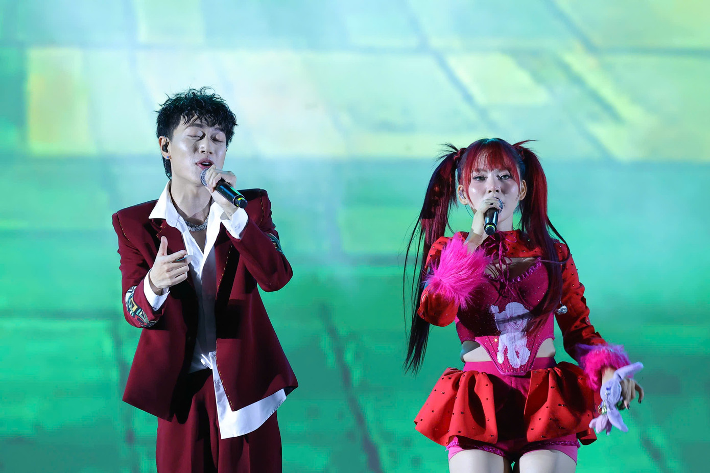 86be1579e2b86fe636a9.jpg