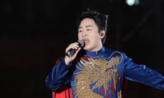 Tùng Dương, Trọng Tấn đội mưa hát về Hà Nội