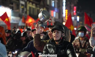 Đêm không ngủ của người dân Hà Nội