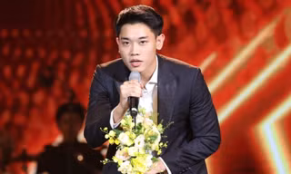 Cầu thủ Đình Bắc: 'Hy vọng hết mùa giải này tôi có thể ra nước ngoài thi đấu'