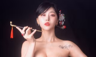 Nữ pháp sư nóng bỏng nhất 