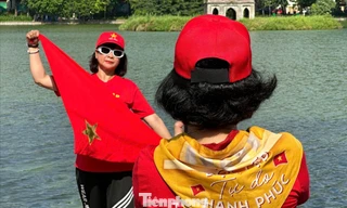 Bùng nổ trend áo phông yêu nước 