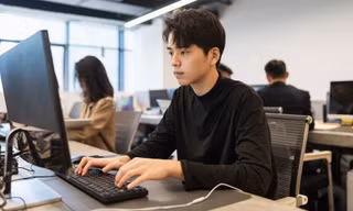 Sau 'flex đến hơi thở cuối cùng', giới trẻ Trung Quốc chuyển sang trào lưu ‘kể khổ’ 