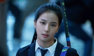 Khán giả xấu hổ thay cho Jisoo (BlackPink)