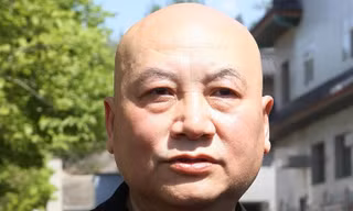 'Đường Tăng' Trì Trọng Thụy tiều tụy trong lễ tang vợ