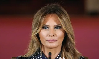 Bà Melania Trump bị phản đối