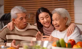 Nghỉ việc để làm 'con cái toàn thời gian'