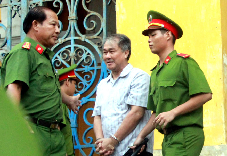 Ông Phạm Công Danh hầu tòa sáng nay 9/8. Ảnh: Tân Châu