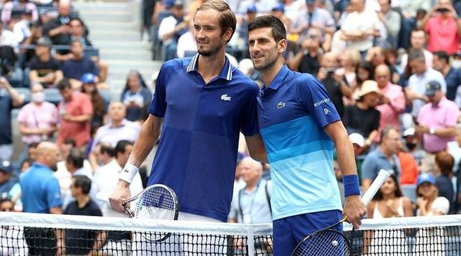 Medvedev khẳng định Djokovic là tay vợt vĩ đại nhất lịch sử