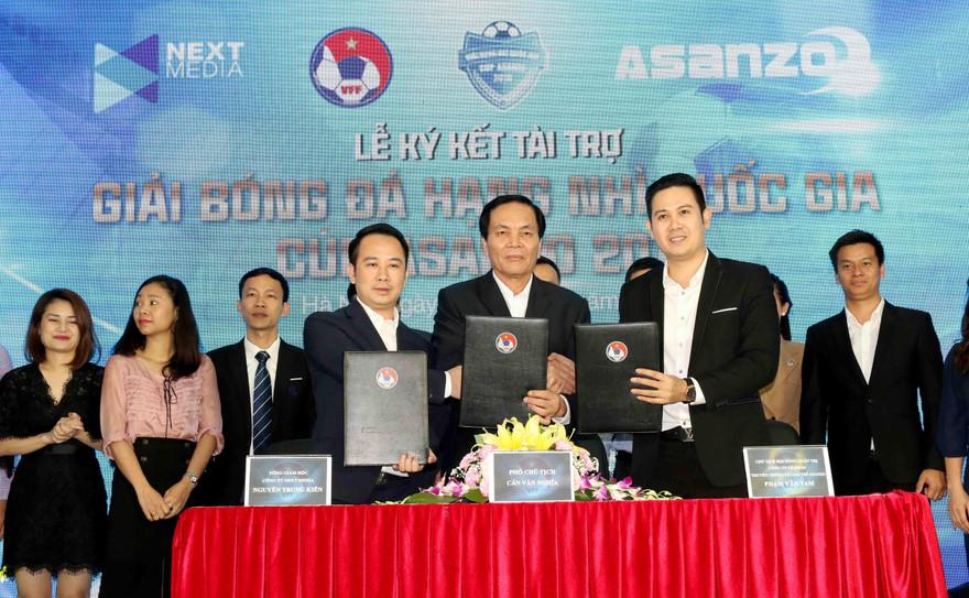 Giải hạng Nhì lần đầu có Mạnh Thường Quân sau hơn 20 năm