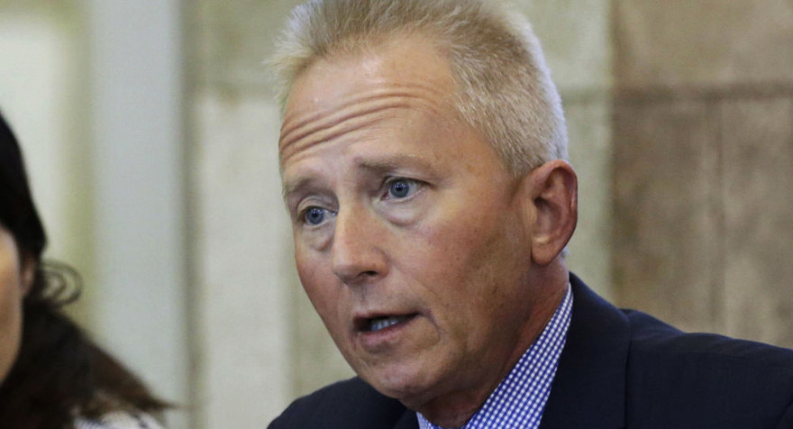 Ông Jeff Van Drew. Ảnh: AP