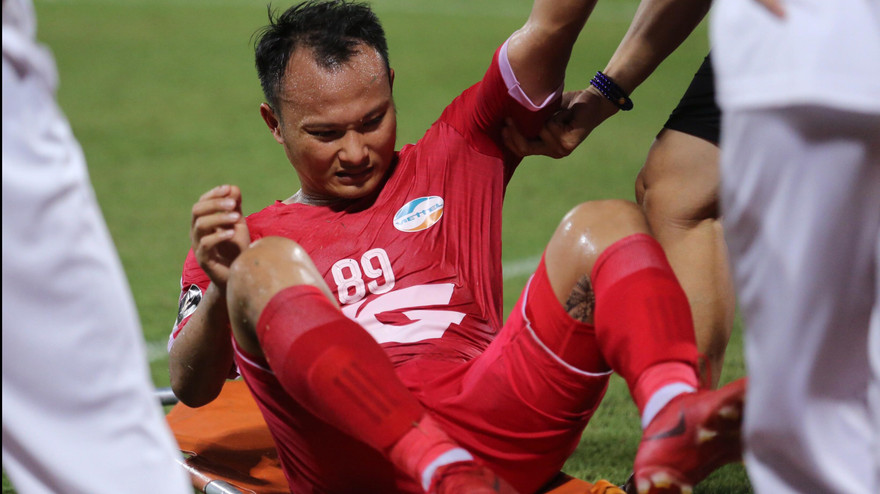 Trọng Hoàng chính thức lỡ đại chiến Việt Nam- Thái Lan