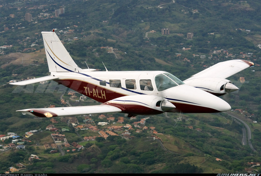 Máy bay Piper Seneca. Ảnh: Airliners