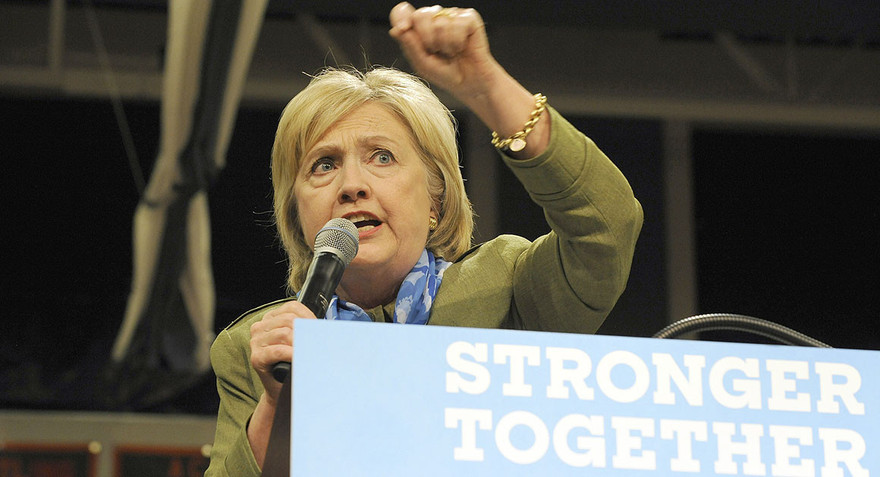 Bà Hillary đang dẫn trước, nhưng khoảng cách này quá sít sao.