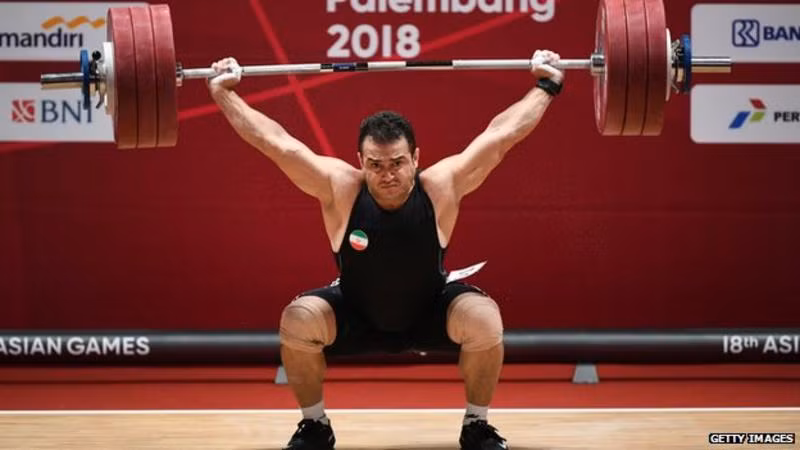 VĐV Iran phá kỷ lục cử tạ thế giới tồn tại gần hai thập kỷ