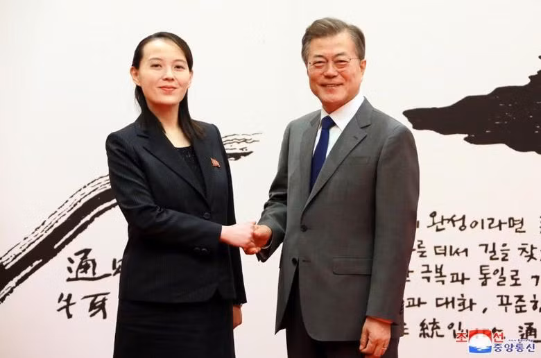Bà Kim Yo-jong gặp Tổng thống Hàn Quốc Moon Jae-in. Ảnh: Reuters