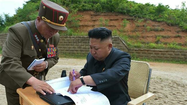 Ông Pak Jong Chon và nhà lãnh đạo Triều Tiên Kim Jong Un. Nguồn: PressTV.