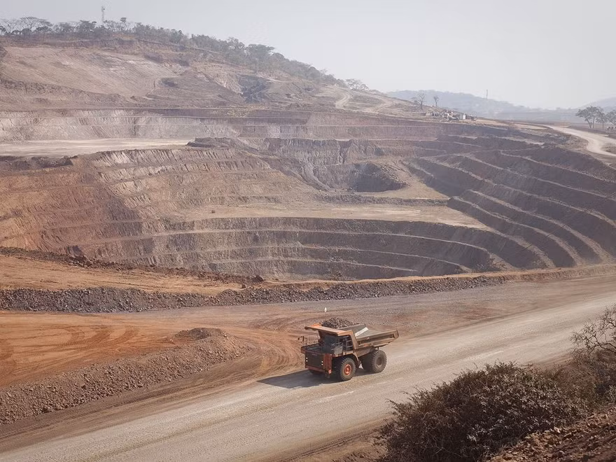 Một khu mỏ ở Congo. Ảnh: Bloomberg