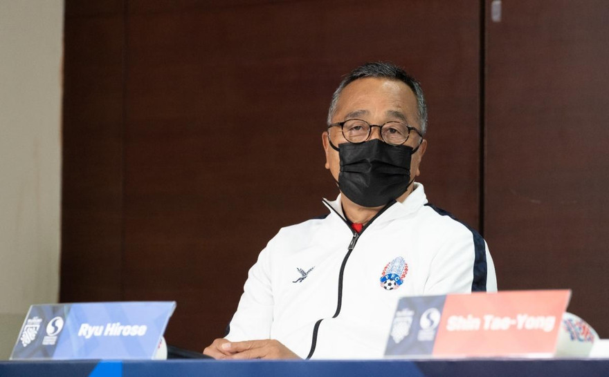 HLV Ryu Hirose của ĐT Campuchia