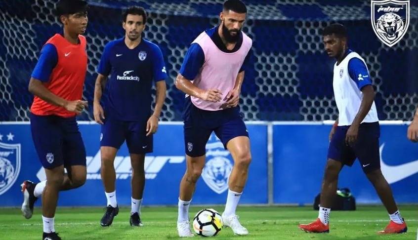 Malaysia có ngoại binh 'khủng' đấu tuyển Việt Nam