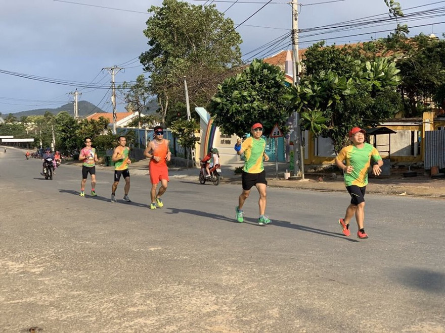Tienphong Marathon 2020: Thử thách với cung đường biển Lý Sơn 