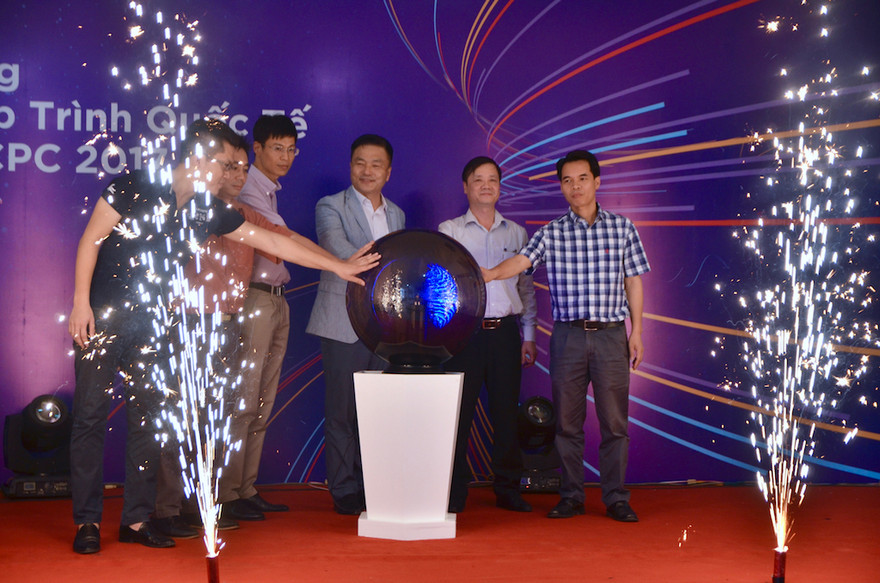 Cuộc thi Lập trình quốc tế Samsung Collegiate Programming Cup 2017 được chính thức phát động hôm nay, 1/6.