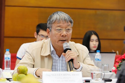 CSGT bị cát tặc nhấn chìm dưới lòng sông