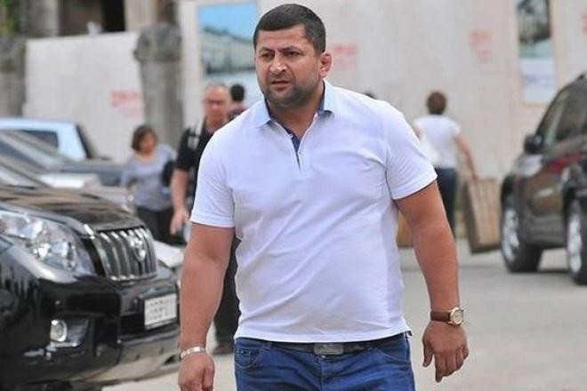 Zviadauri là VĐV người Georgia đầu tiên đoạt HCV tại một kỳ Olympic. 