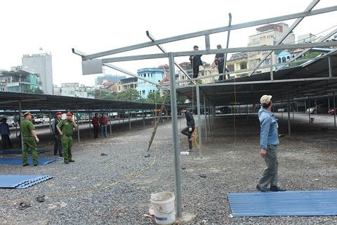 Bãi xe bị giải toả. Ảnh: Linh Nhi