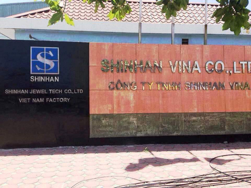 Cty xả thải chất độc vượt ngưỡng 1.900 lần. Ảnh: QT